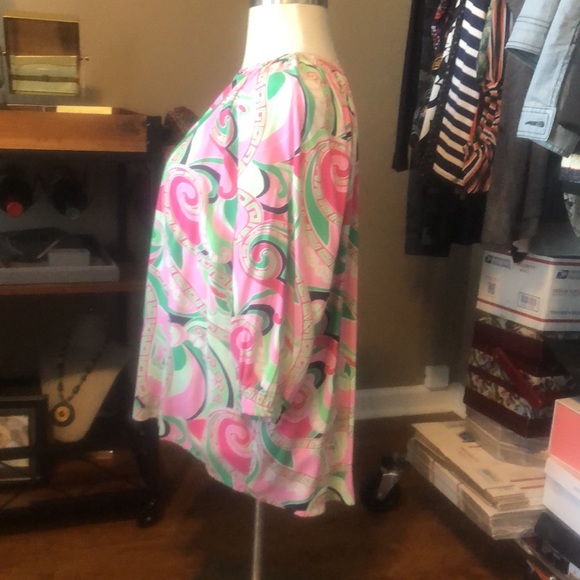 Crown & Ivy Blouse - Picture 2 of 3